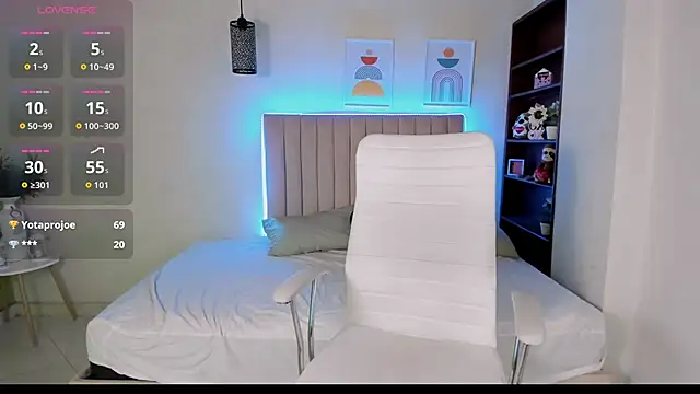 kithana jazmin online show from 10/21/25, 11:09