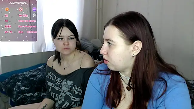 Snapshot of BettyandRich_ chatting on 02/14/25, 07:59 BettyandRich online show from 02/14/25, 07:59