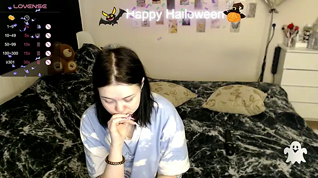 Snapshot of BettyandRich_ chatting on 11/02/25, 09:14 BettyandRich online show from 11/02/25, 09:14