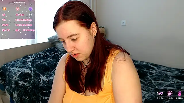 Snapshot of BettyandRich_ chatting on 03/10/25, 09:56 BettyandRich online show from 03/10/25, 09:56