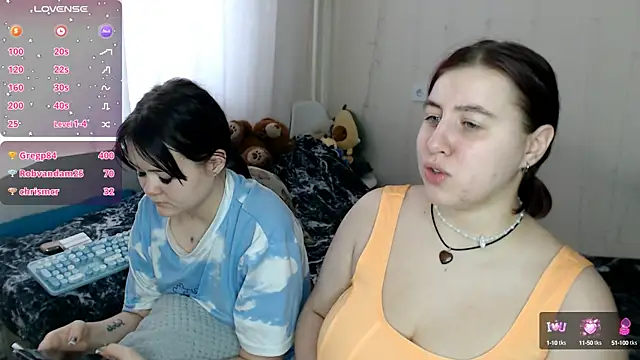 Snapshot of BettyandRich_ chatting on 02/15/25, 11:06 BettyandRich online show from 02/15/25, 11:06