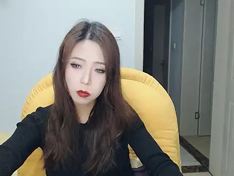 Snapshot of SuSushi728 chatting on 01/02/25, 02:13 SuSushi728 online show from 01/02/25, 02:13