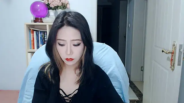 SuSushi728 online show from 05/01/26, 03:50