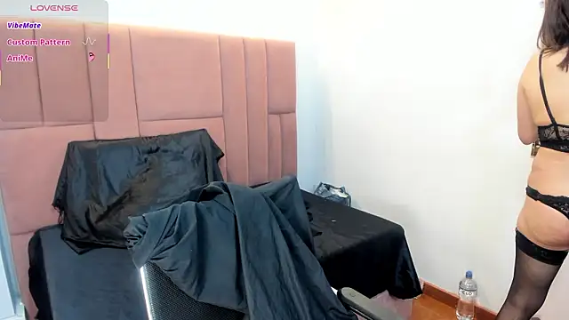 Snapshot of JennieRosse chatting on 03/30/26, 12:17 JennieRosse online show from 03/30/26, 12:17