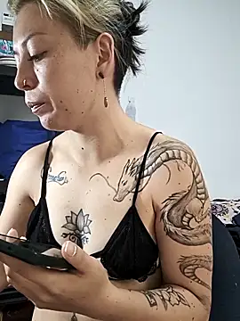 Tefannyy  online show from 04/07/26, 02:41