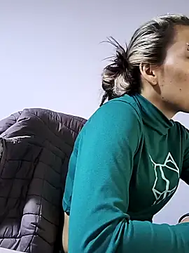 Tefannyy  online show from 12/16/25, 03:38