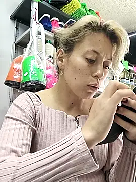 Tefannyy  online show from 03/05/26, 08:38