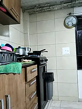 Tefannyy  online show from 02/18/26, 10:12