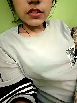 EACH 555 online show from 12/20/25, 05:21