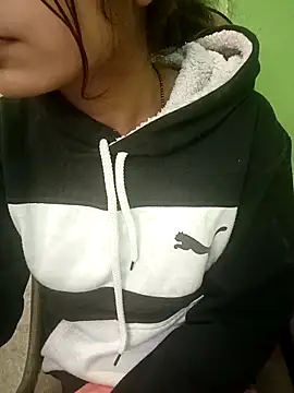 EACH 555 online show from 12/20/25, 06:55