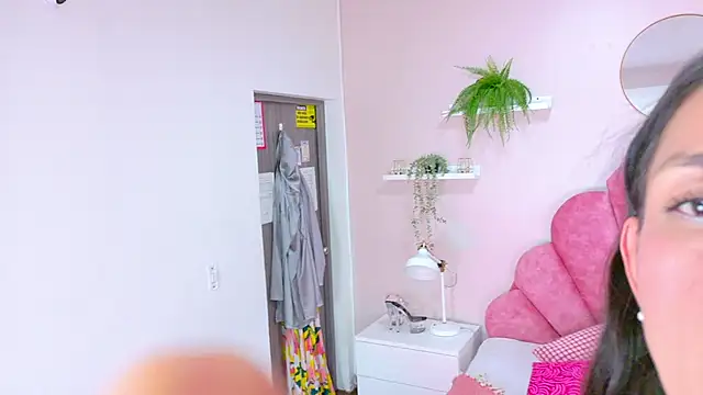 ChanelAdamss  online show from 11/26/25, 03:39