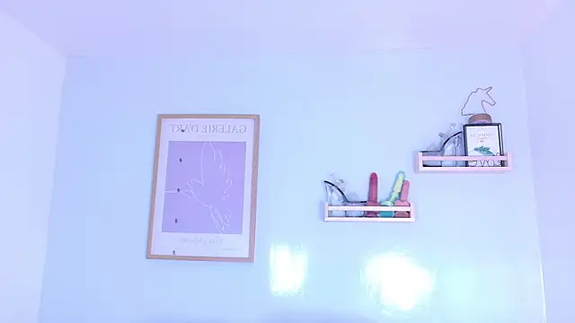 ChanelAdamss  online show from 12/03/25, 08:52