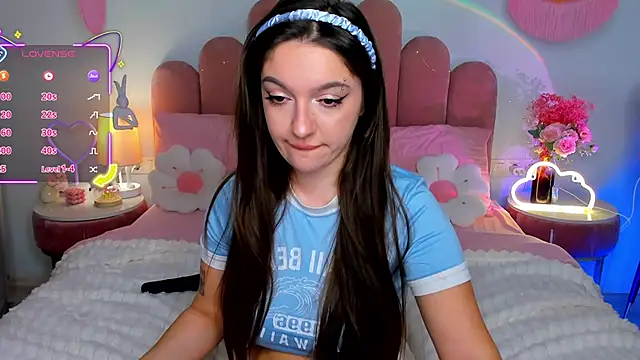 GiaCale online show from 11/14/25, 01:26