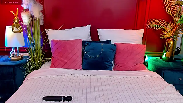 GiaCale online show from 11/09/25, 06:28