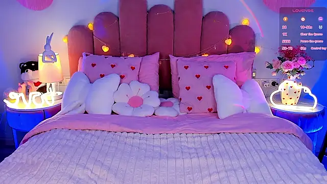 GiaCale online show from 03/18/26, 01:35