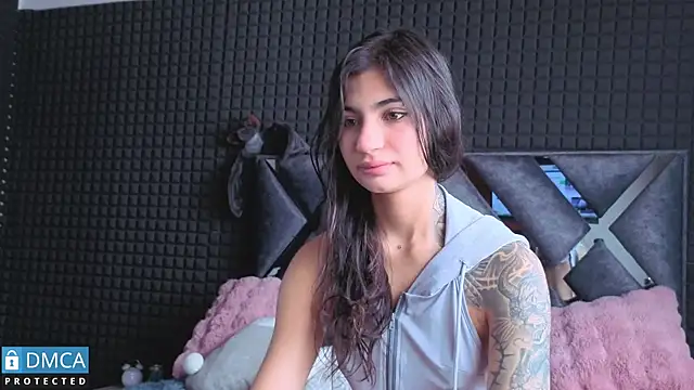 SolBeaumont1 online show from 11/10/25, 07:30