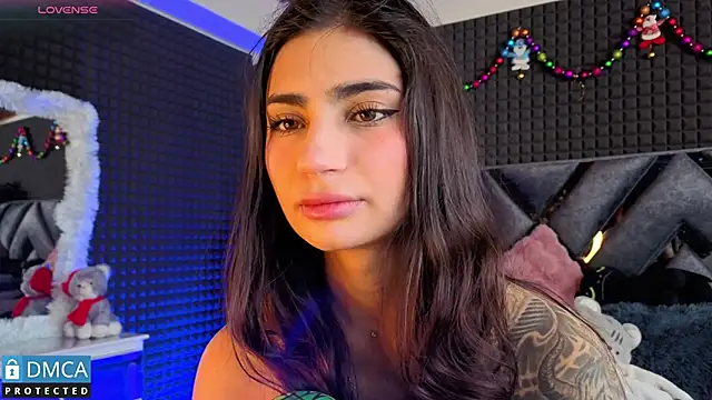 SolBeaumont1 online show from 12/03/25, 07:02