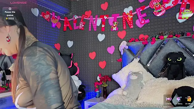 SolBeaumont1 online show from 02/16/26, 07:12