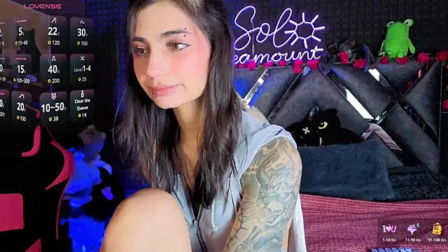 SolBeaumont1 online show from 06/24/26, 07:11