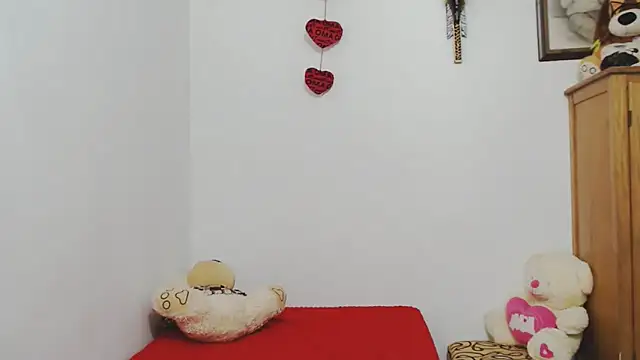 ariellth online show from 10/08/25, 04:40