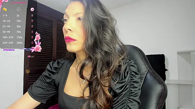Selenakyle92  online show from 06/05/26, 03:33