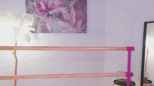 lylylovesyou online show from 03/20/25, 09:04