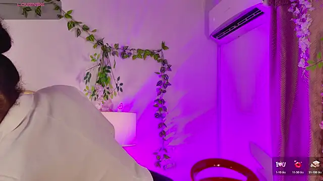 Snapshot of NahiaraReina chatting on 06/12/26, 01:42 NahiaraReina online show from 06/12/26, 01:42