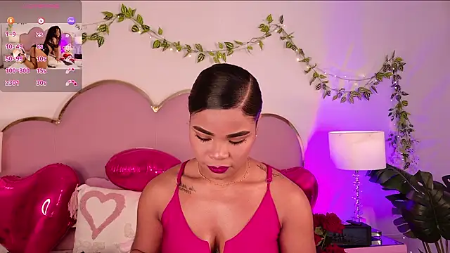 NahiaraReina online show from 02/14/26, 01:33