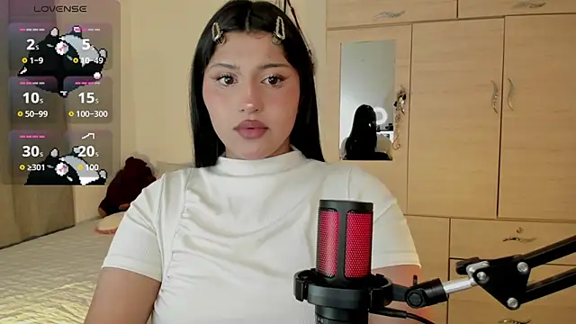 Ju Kyung online show from 10/08/25, 01:29