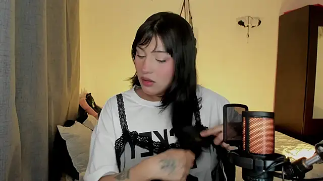 Ju Kyung online show from 09/13/25, 12:32