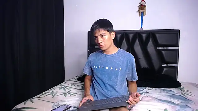 The  Rodriguez online show from 03/12/26, 06:01