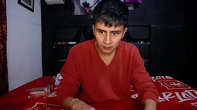 Snapshot of The__Rodriguez chatting on 01/20/25, 01:28 The  Rodriguez online show from 01/20/25, 01:28