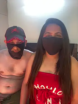 Snapshot of Agl2255 chatting on 01/27/25, 05:58 Agl2255 online show from 01/27/25, 05:58