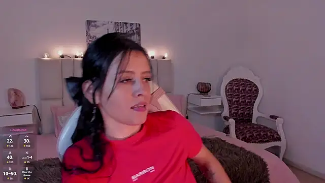 Snapshot of yenny_garcia chatting on 05/04/26, 06:22 yenny garcia online show from 05/04/26, 06:22