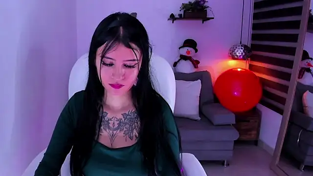 yenny garcia online show from 11/27/25, 05:13