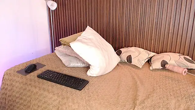 Ifis tiresia1 online show from 12/03/25, 11:25