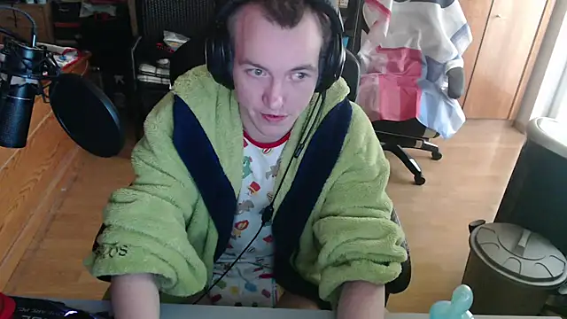 BabyDracoDarkfang online show from 04/23/26, 10:44