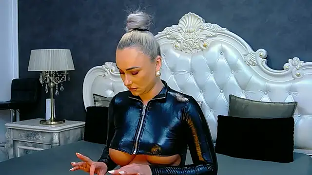 Ema Boom online show from 01/30/25, 07:18