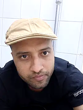 Snapshot of AlamJi07 chatting on 10/08/25, 01:07 AlamJi07 online show from 10/08/25, 01:07