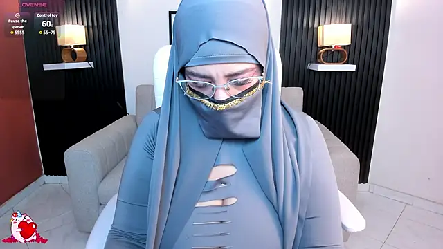 cloe sirena online show from 10/16/25, 01:52