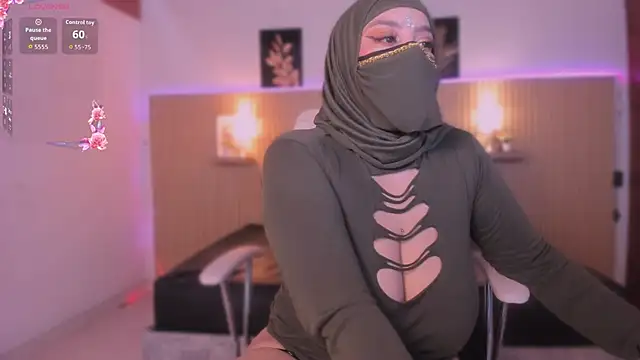 cloe sirena online show from 04/12/26, 01:58