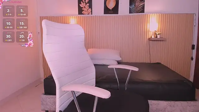 cloe sirena online show from 04/07/26, 02:19