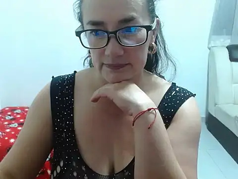 Snapshot of AllisonMillerHot chatting on 03/14/25, 02:20 AllisonMillerHot online show from 03/14/25, 02:20