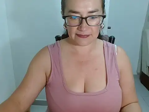 Snapshot of AllisonMillerHot chatting on 12/24/24, 09:28 AllisonMillerHot online show from 12/24/24, 09:28