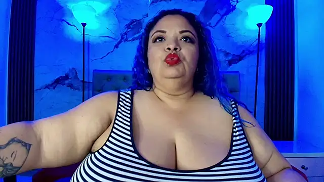 ANAMARIARIOS online show from 11/19/25, 07:36