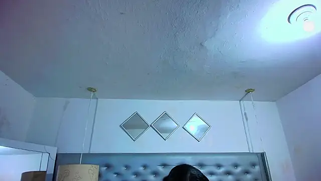 EileenBenzon online show from 03/18/26, 05:14