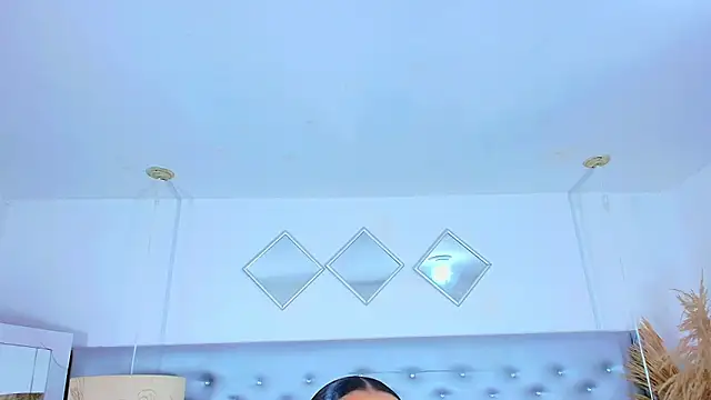 EileenBenzon online show from 02/18/26, 05:05