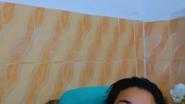 EileenBenzon online show from 05/14/26, 02:03