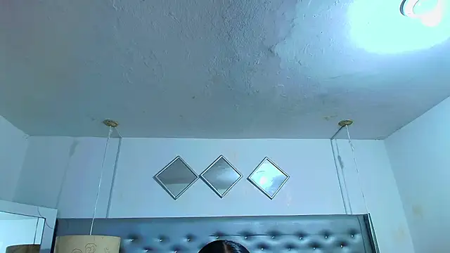 EileenBenzon online show from 03/28/26, 03:35