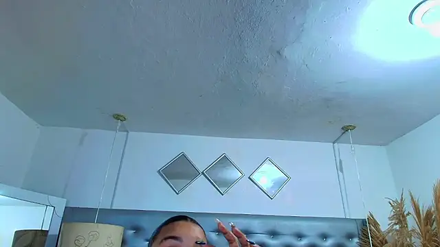 EileenBenzon online show from 02/12/26, 01:22